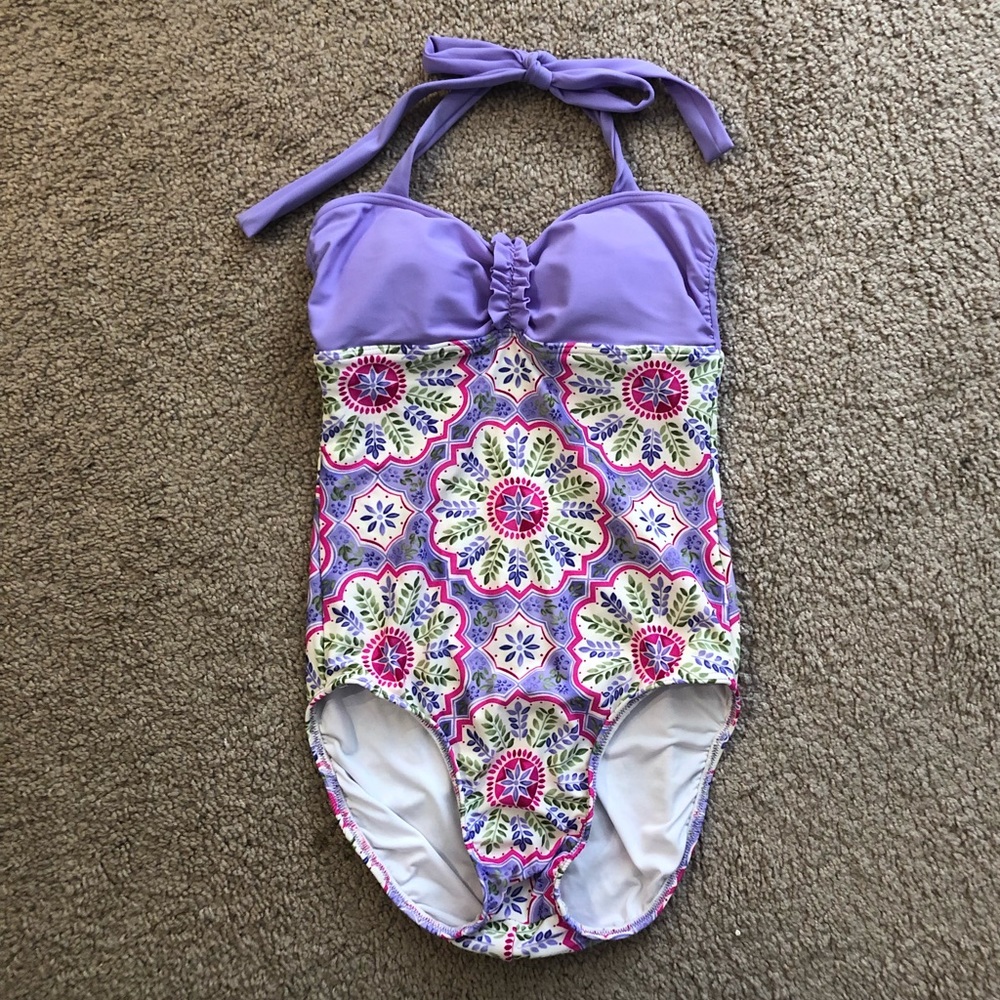 One piece swimsuit